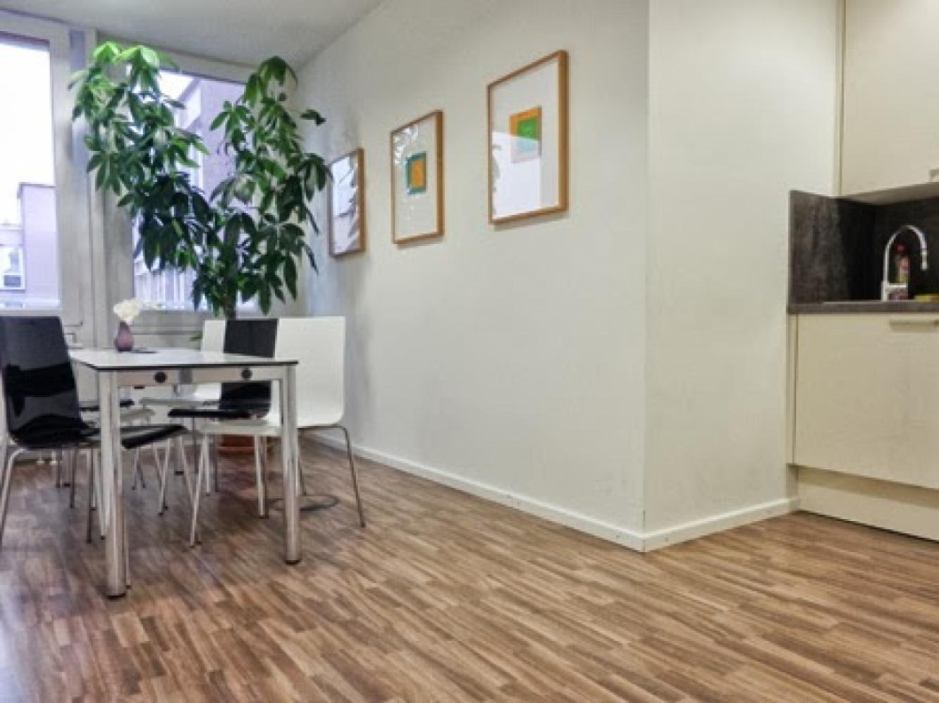 76b099d5-2cfd-4fec-a327-5d4130471758