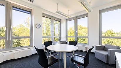 listing-hq-essen-hq-ruhrallee-4x6nyw-quote