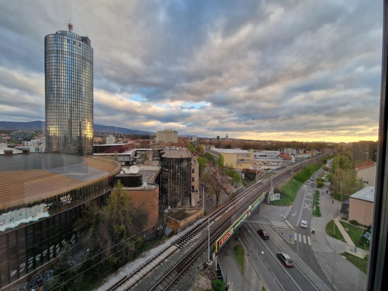 0aff748a-20a9-4f5f-bdbe-7fe615844919