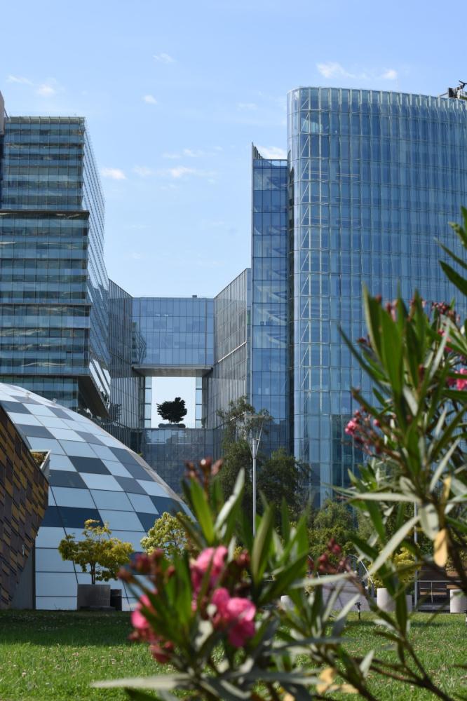 33d918e4-e24a-4b51-a52d-de23f36d1247