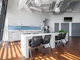 Meeting Room workspace image