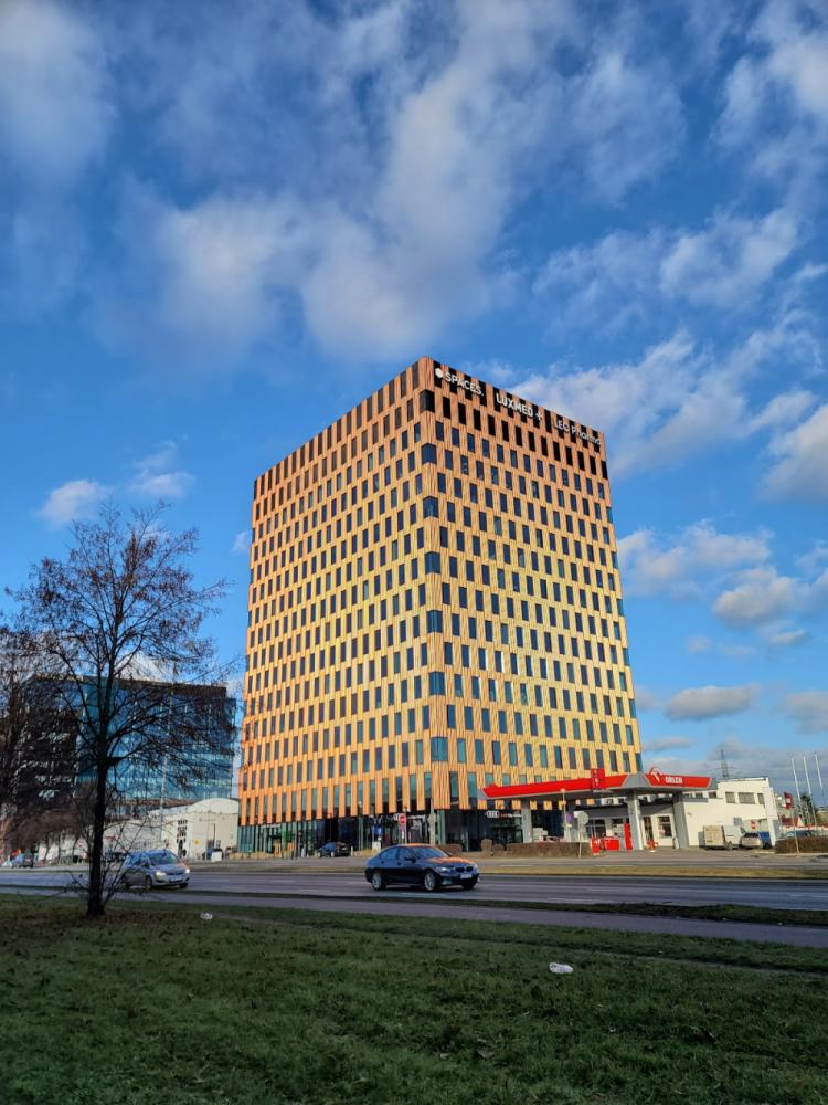 732f3dd9-0f8a-4cd8-adcc-c0355e250435