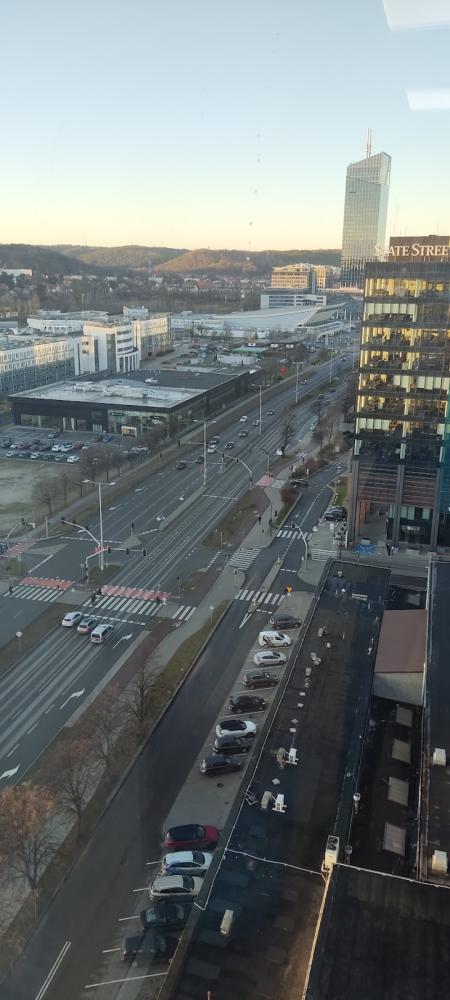 d678c5c3-53e7-4b03-8283-b127d256d960