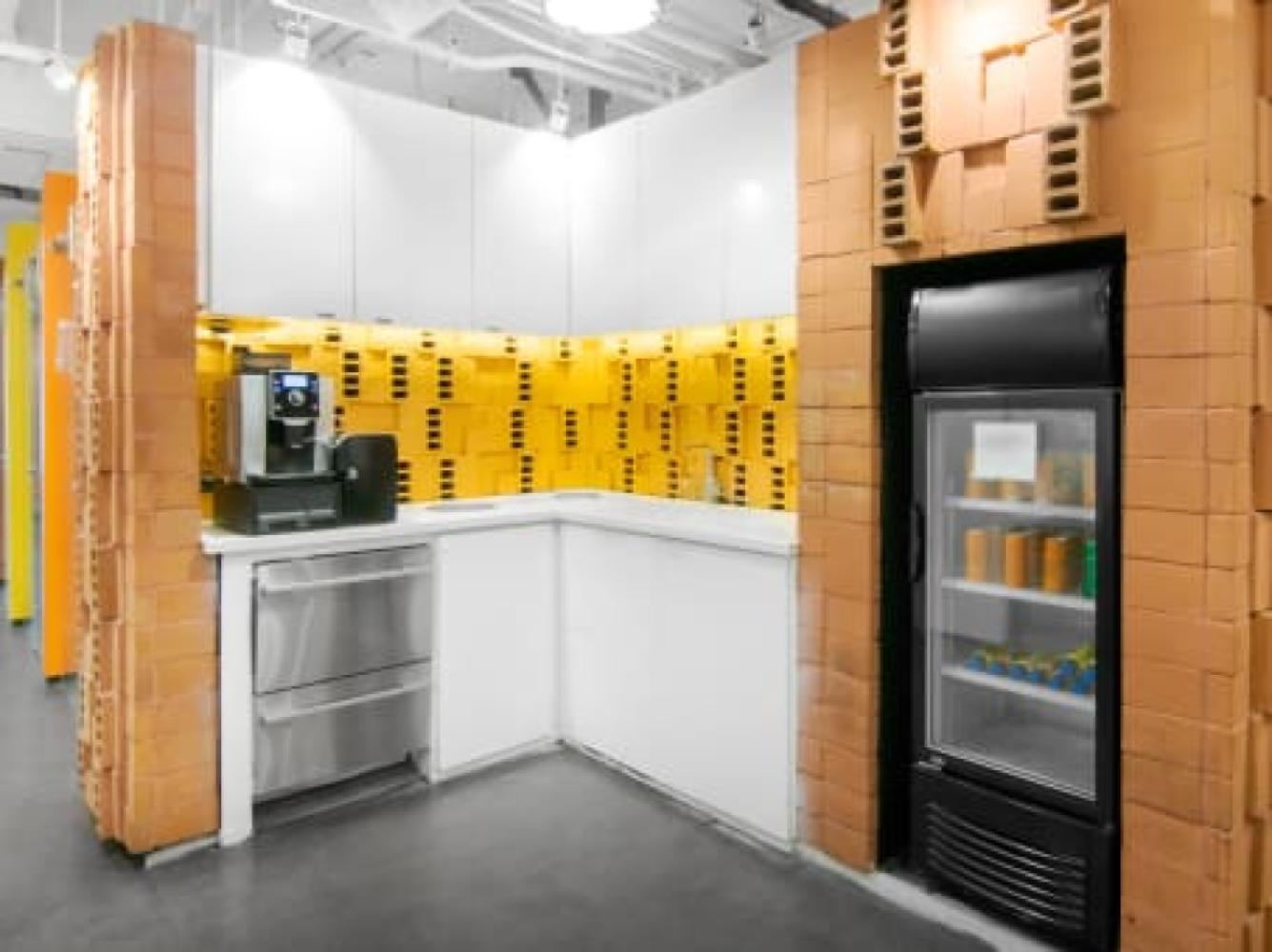 af4cd6e3-3c95-441e-a1a3-39b17d182643