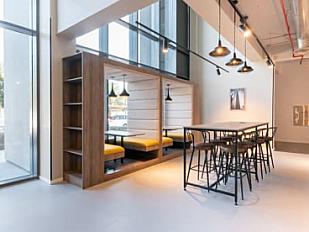 Meeting Room workspace image