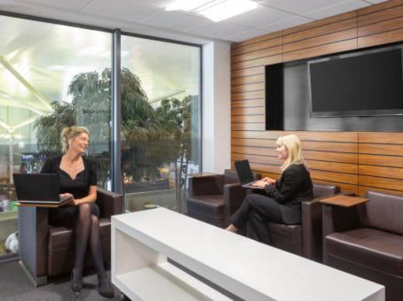 fce53d5f-d8d5-4bfd-9a95-921761d07ed4