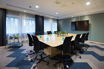 meeting-room-1