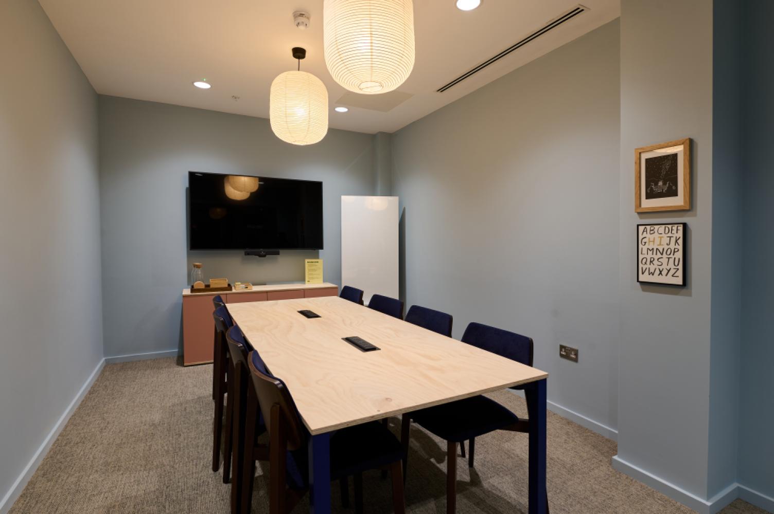 b79af547-255e-438c-bc01-9b248cb6efc9_patchbournemoutheventspace,writer'sroom(creditedhill)
