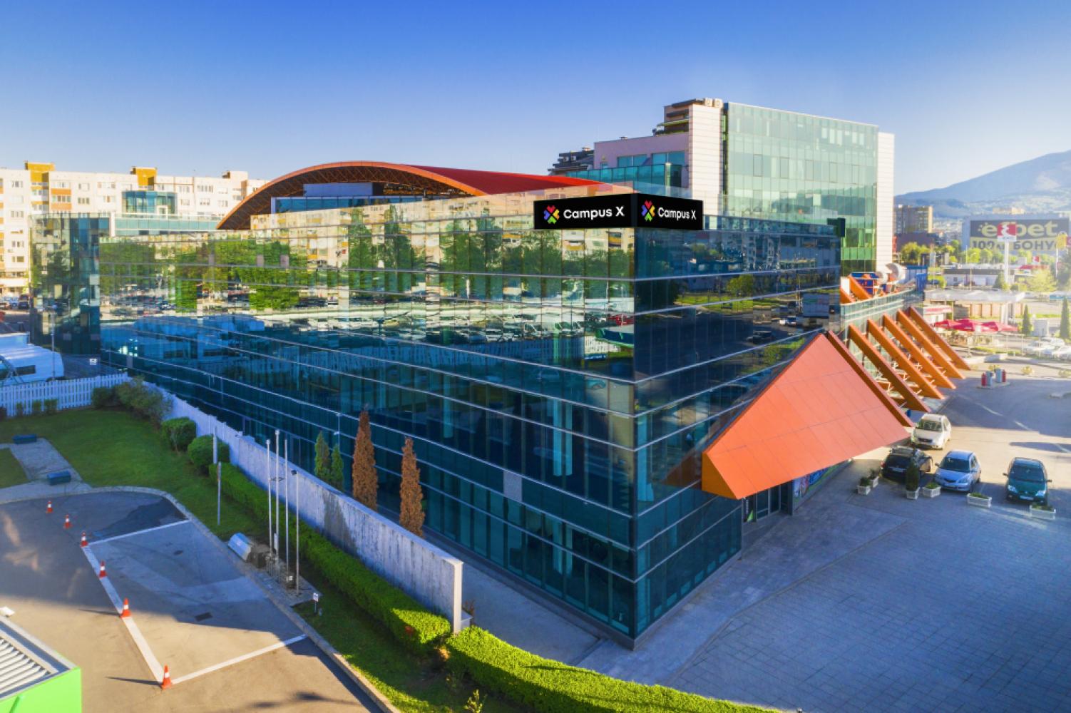 73ebf2b1-8ad1-4b27-8469-406d7f4cc88d_campusx-building