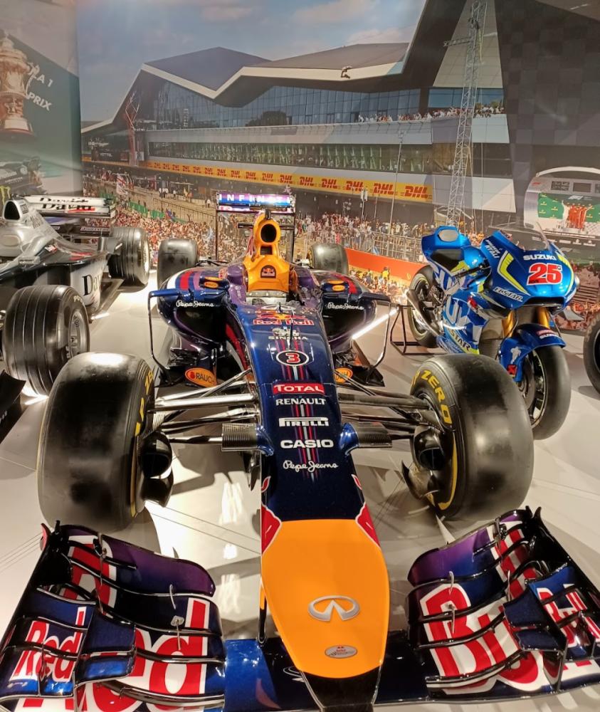 2e71a315-41b3-4703-98d2-57bd96cee3bf