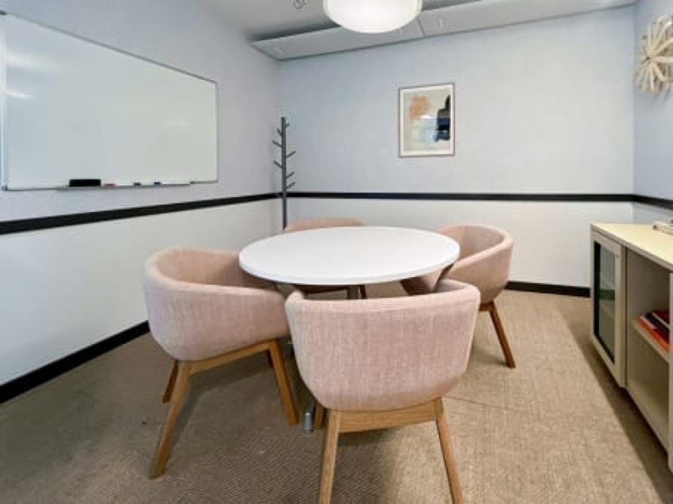 e1168b94-e3b9-45c0-bec1-ef72d445ad40