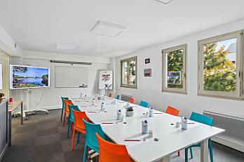 meeting-room-0