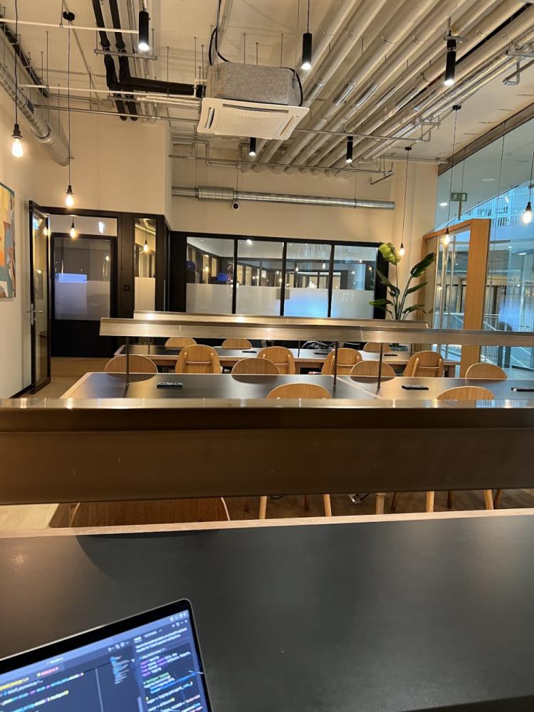 3737a239-f658-4dcd-bad7-17d4e8c74ba7