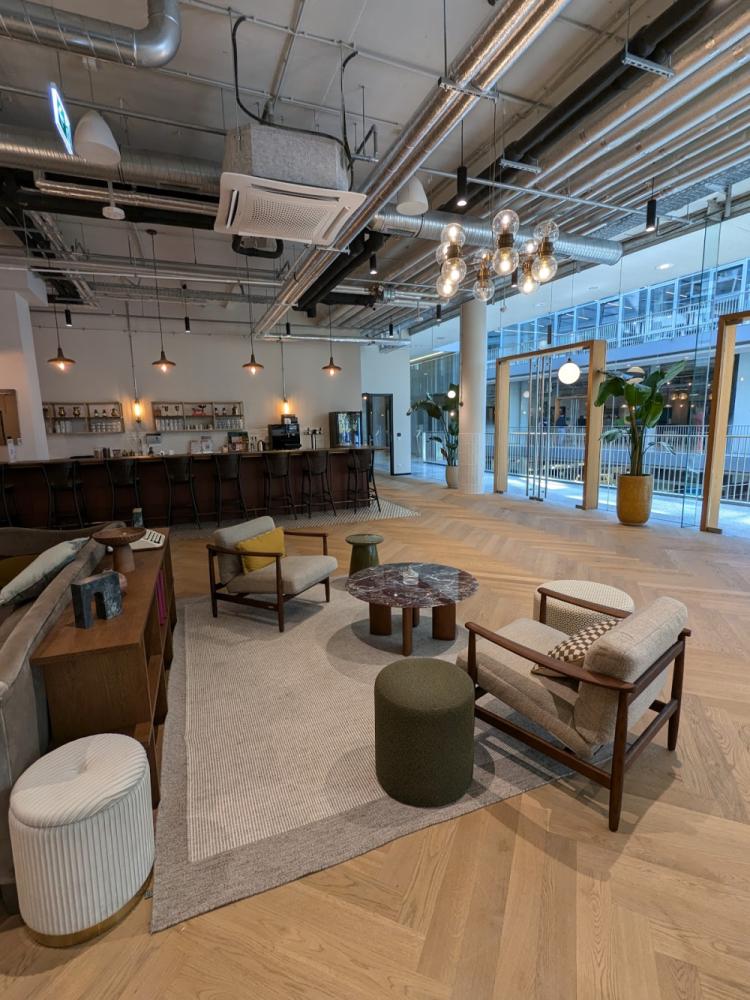 25743f71-0e2a-4591-a1ec-487ae2d1ffc9