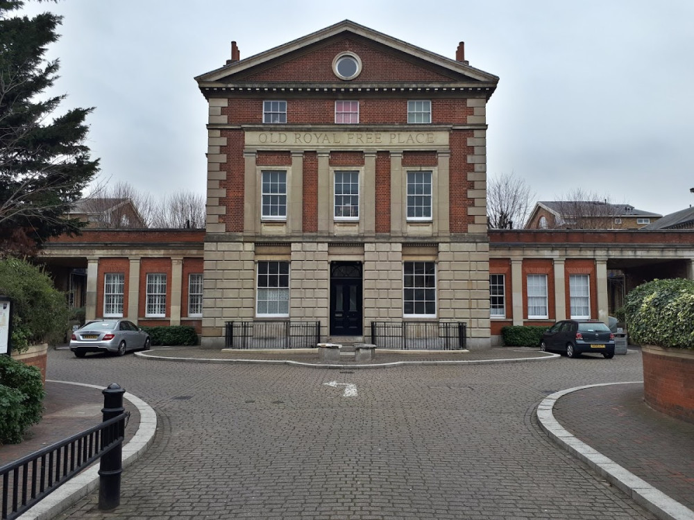 9d538131-96d2-43d1-8fad-b56f73f18a52