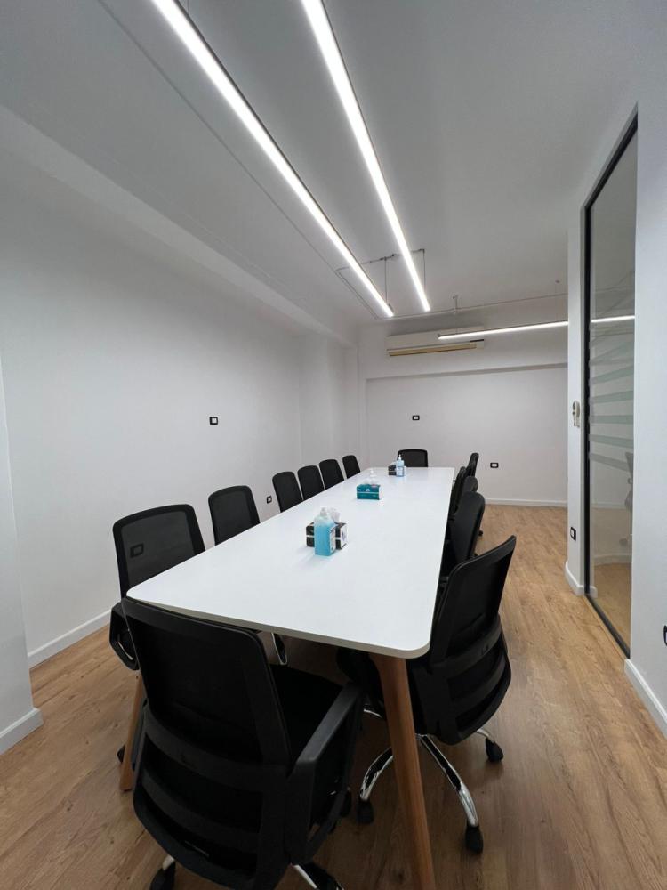 a08cfb07-15f7-41a9-aa20-f01c868edb0d_meetingroom4
