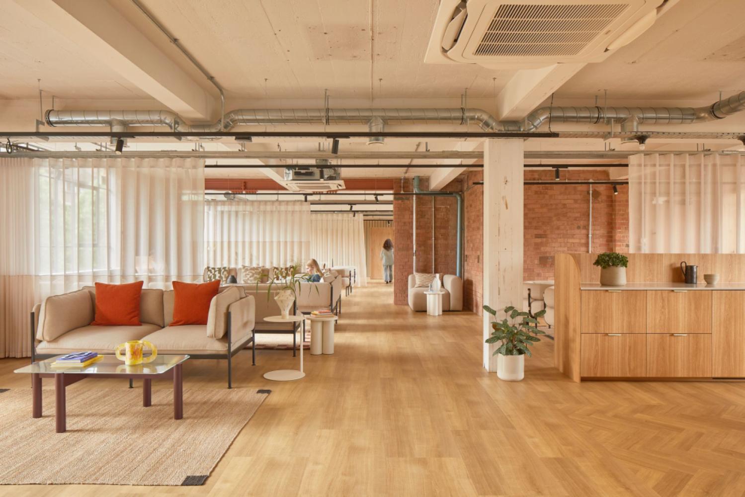 c9032618-fa17-459b-af52-c95f6c8806df_whatsappimage2024-05-31at15.27.28(1)