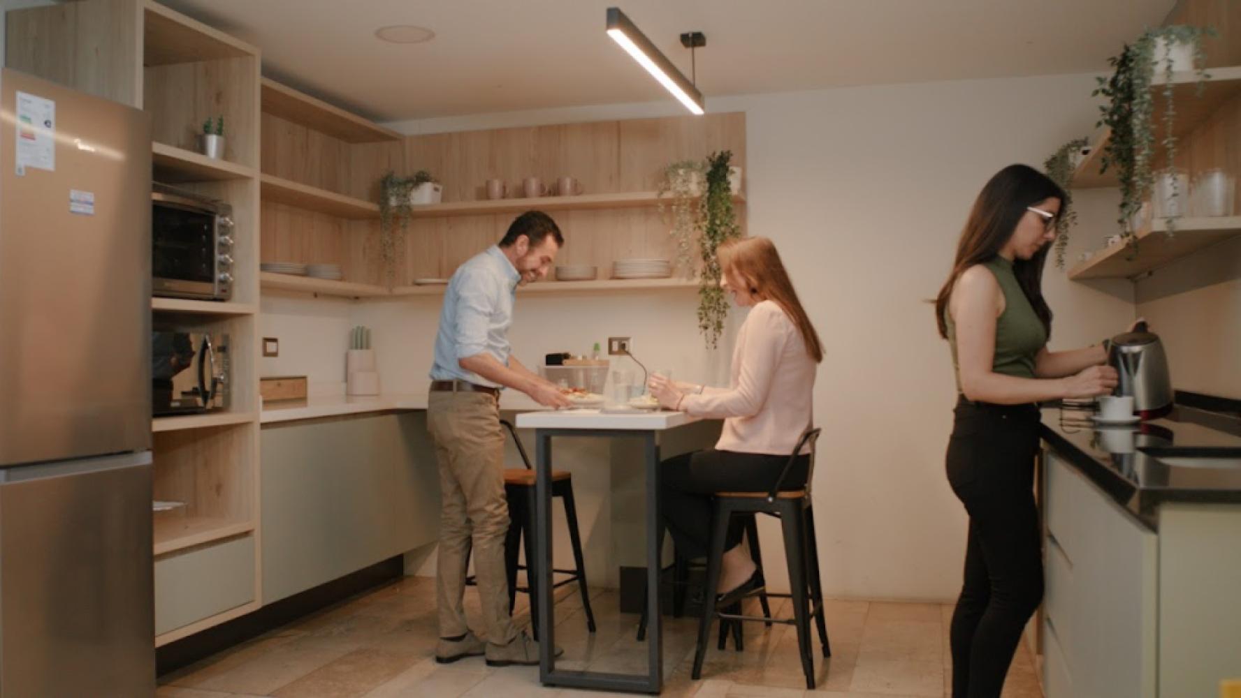 0c0c53d1-c3b9-4321-82bf-ba1e181f2e51