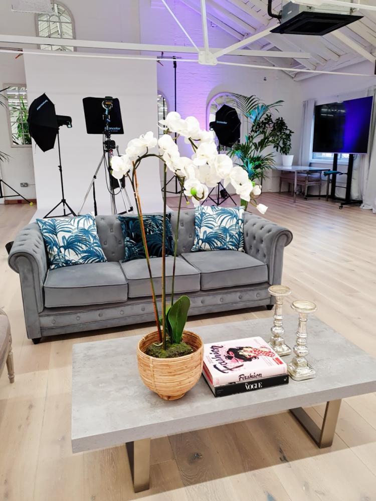 cf242c0e-4b5d-4a4d-b5c6-342ee240f8dc