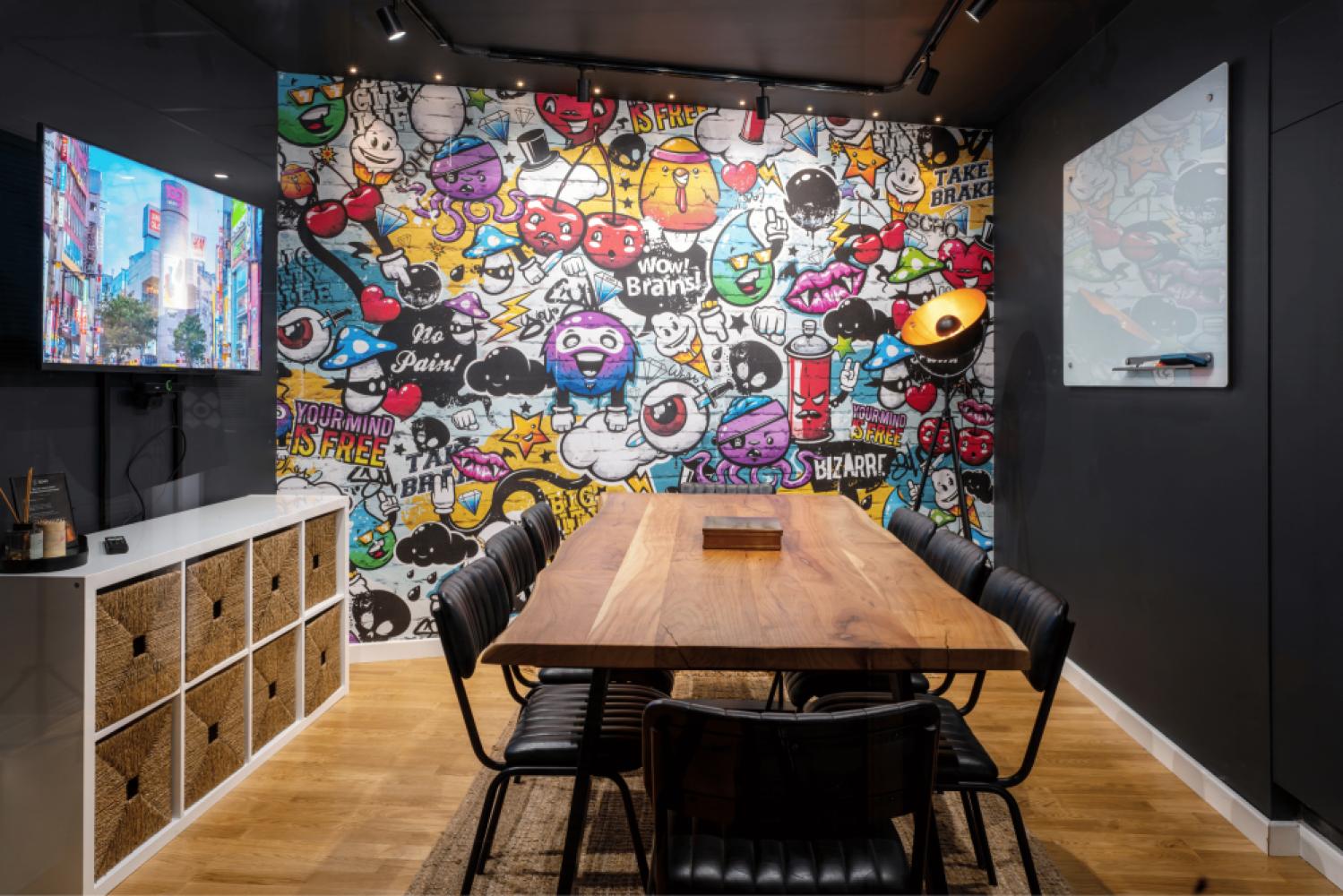 bae655c8-a846-4738-b2fd-03d3e4a40af9_tokyo-room