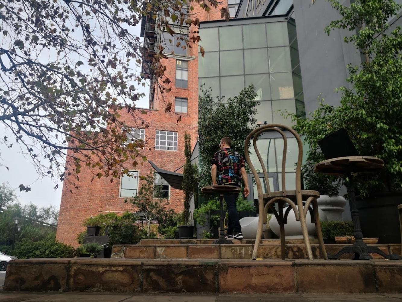 1de08078-d37a-49fe-b0d2-9e8fa6d288af