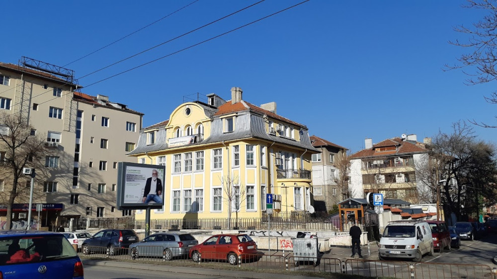 9d53a10f-663d-41f4-98df-d0c6e7d4dee2