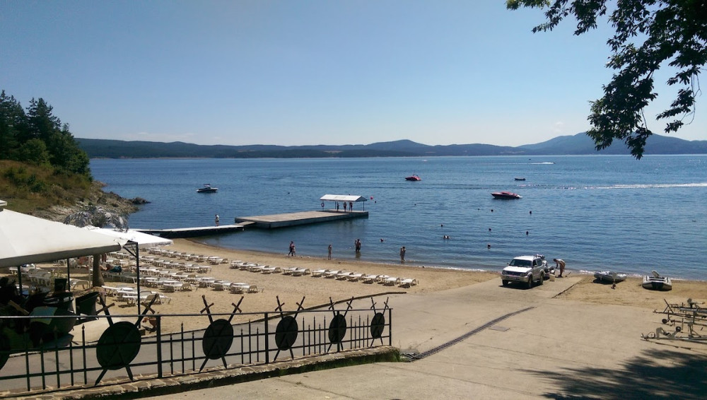 9d53a147-7111-498f-a571-4a20580ca02f