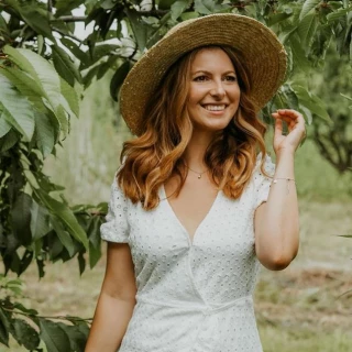 Nadine @beautyressort:Beauty, Familie, Interior Nadine @beautyressort:Beauty, Familie, Interior