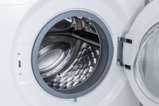 Waschmaschine vor und nach der Reinigung Waschmaschine vor und nach der Reinigung