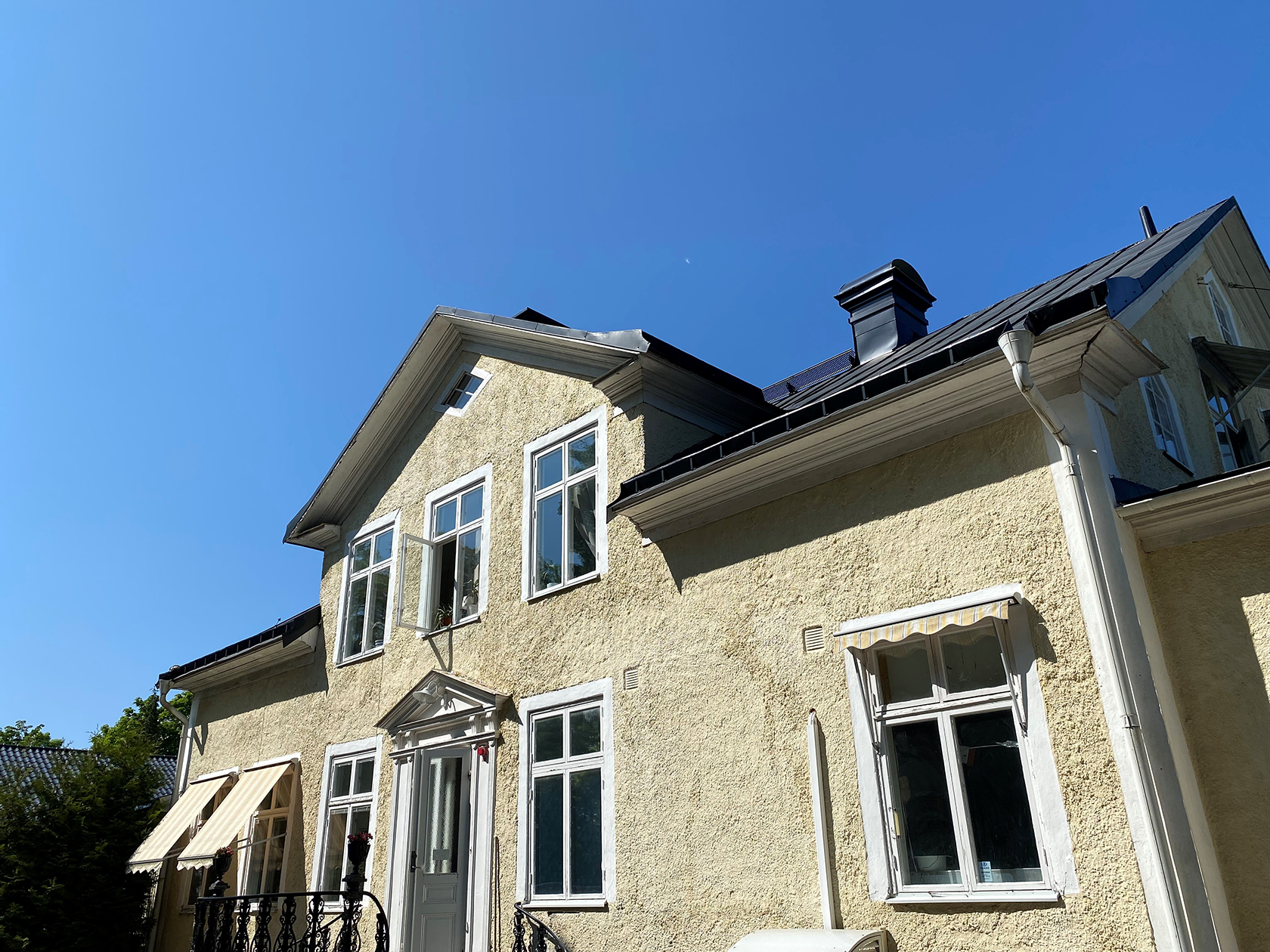 Fasad på byggnad